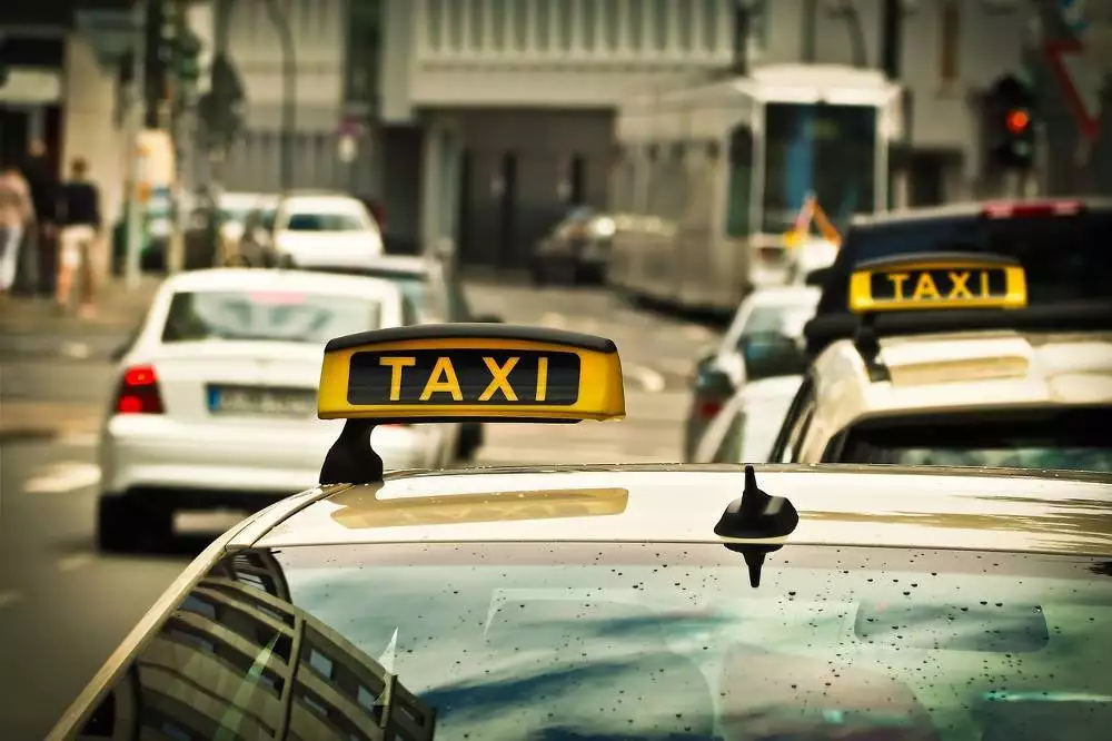 W 2019 roku po Izraelu będą jeździły autonomiczne taksówki?